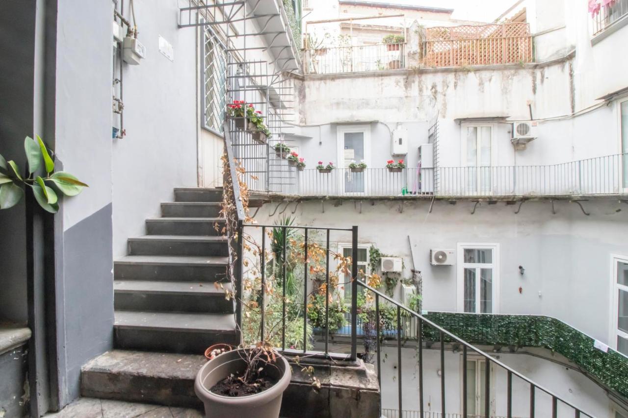 A I R Sant'Anna Bed and Breakfast Napoli Eksteriør billede
